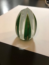 Oeuf presse papier sulfure en cristal de SAINT LOUIS