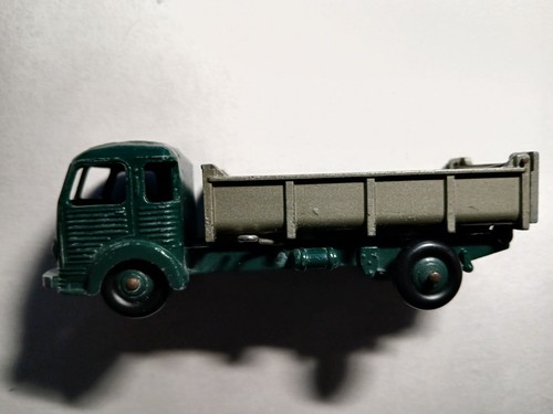 Dinky toys origine france - dinky,