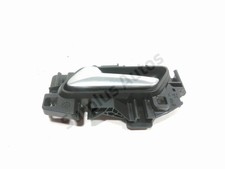 POIGNEE INTERIEURE PORTE AVANT