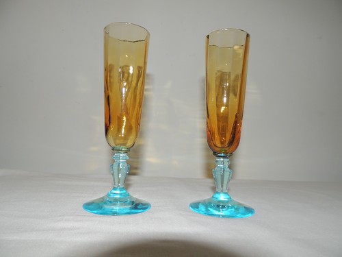 Anciennes flutes champagne - 2, a