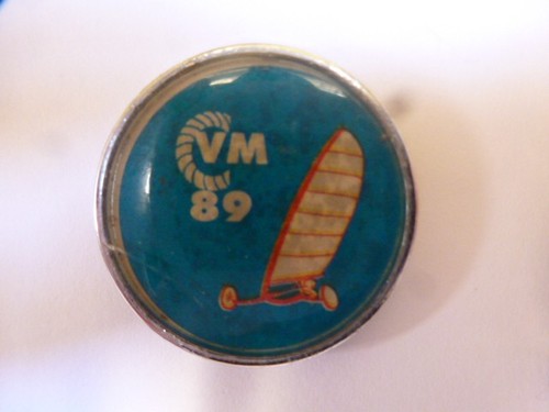 Pin char voile land - pin,