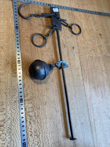 Old tool outil - ),
