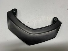 UN CACHE PLASTIQUE 36040-0118