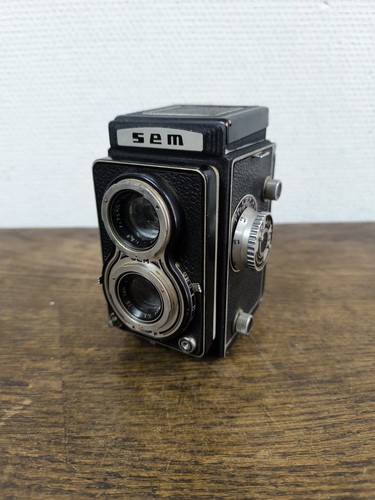 Appareil photo moyen - moyen, format
