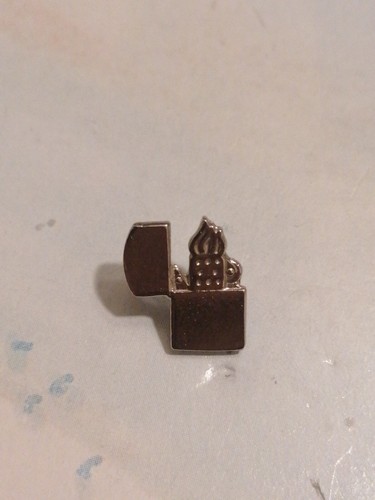 Pin zippo - pin´s,