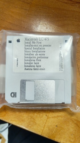 Disquettes diskets macintosh - /,