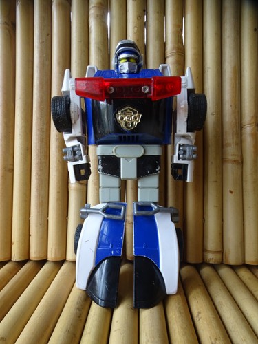 Robot transformer bandaî - robot,