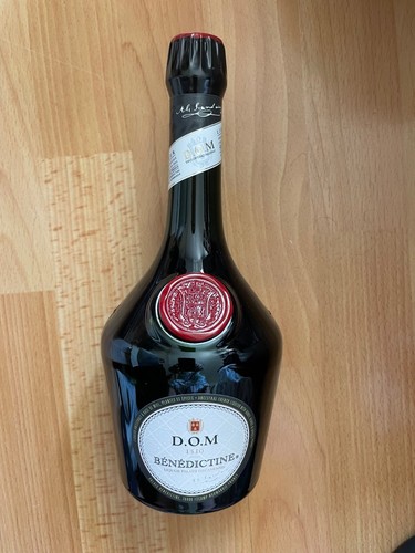 Neuf bouteille liqueur - neuf,
