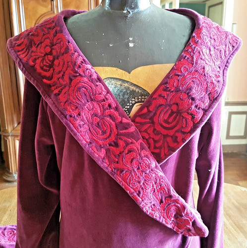 Manteau velours bordeaux - en,
