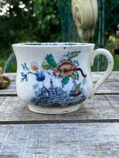 Tasse ancienne en faïence de Nimy Belgique - Modèle MAKOA - Oiseau de Paradis ?