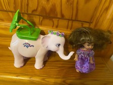 POUPEE SHELLY ET ELEPHANT