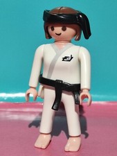 PLAYMOBIL FIGURINE FEMME
