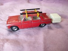 DINKY TOYS Ref 536 PEUGEOT 404 AVEC REMORQUE MONOROUE ET SKIS