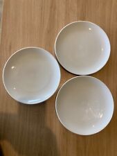 3 assiettes à dessert -