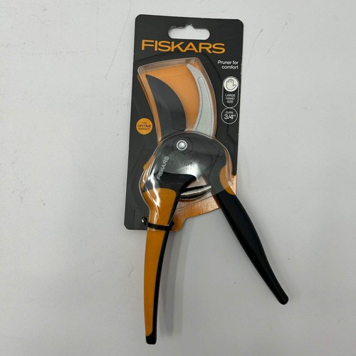 New fiskars pruner - new,