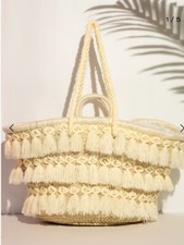 Superbe panier avec perles