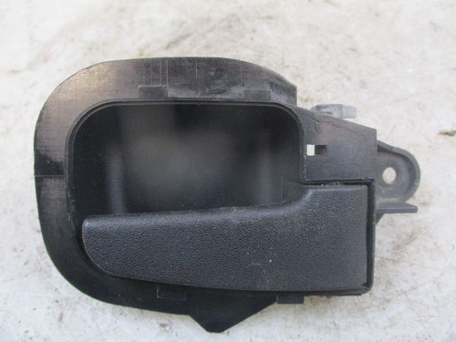 Poignee interieur porte avant