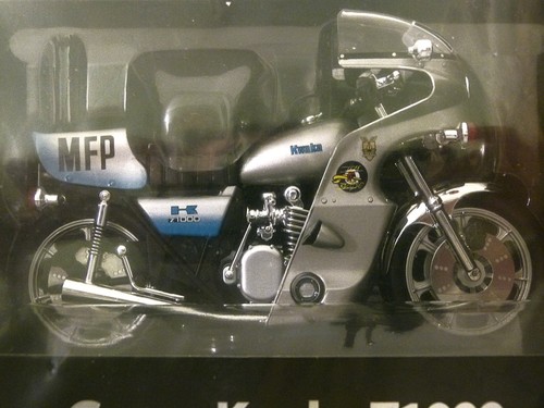 Ace moto z1000 - 1:18,