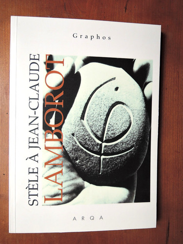 Graphos stèle jean claude - stèle, à