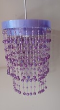 Abat jour perles violettes façon goutte d'eau. A VOIR!