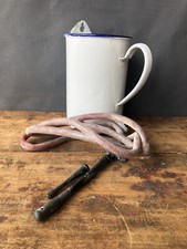 Ancienne fontaine à lavement en tôle émaillée,  old French