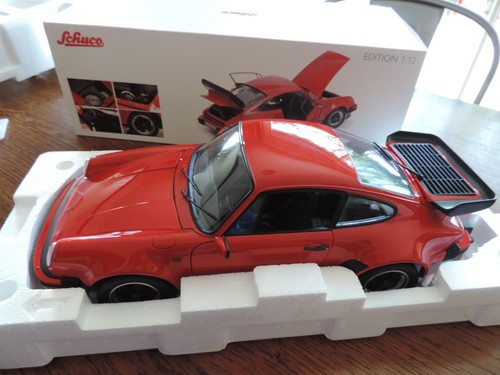 Porsche 911 930 turbo rouge - porsche,