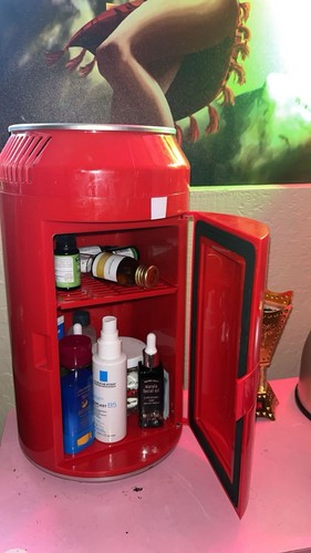 Coca cola red white can - white,