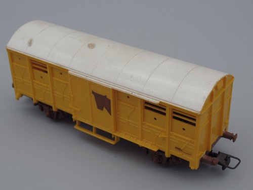 Wagon couvert bestiaux sncf - wagon,