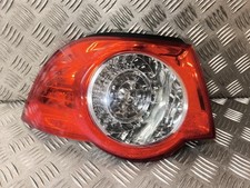 Feu arriere principal gauche