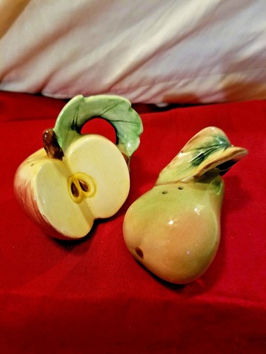 Pair apple and pear - of,