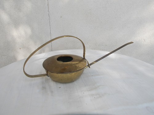 Ancien petit arrosoir métal - petit,