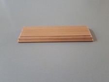 socle en bois pour figurine / maquette 20 x 6 cm ép : 1,6 cm