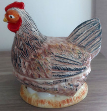 Terrine poule en faÏence signée Michel Caugant