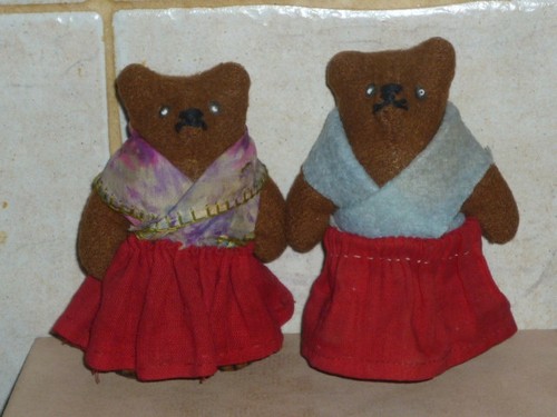 Anciens tout petit ours - anciens,