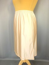 Joli Jupon vintage nylon satin beige Taille L FR44 US12 UK16 EU42