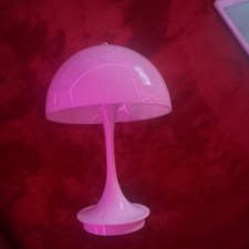 Louis Poulsen Panthella Pink