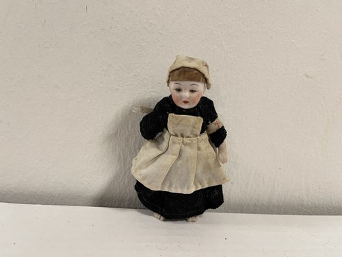 Poupée artiste - poupée,