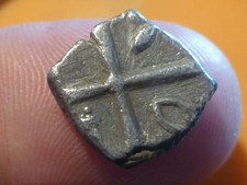 MONNAIE GAULOISE ANTIQUE - DRACHME de QUALITE (ARGENT) - A REPERTORIER ! 1,71gr