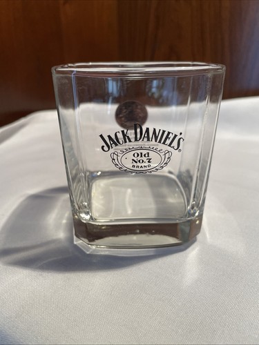 Jack daniels whiskey old - whiskey, no.7