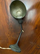 PETITE  LAMPE INDUSTRIELLE  PIED FONTE BRAS ARTICULES