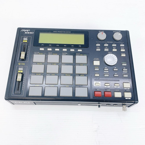 Akai mpc1000 stereo track - stereo, 64-track