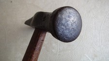 MARTEAU DE FERBLANTIER -
