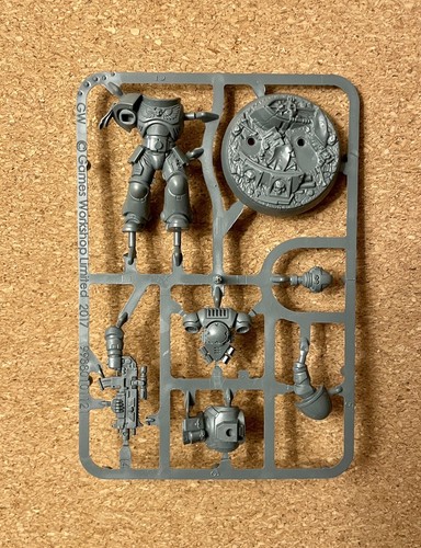 Warhammer 40k space marine - 40k,