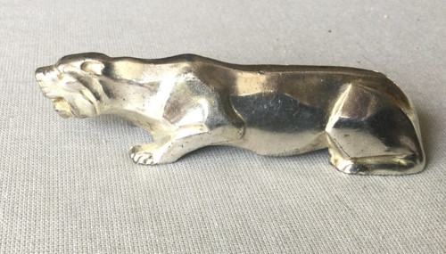 Porte couteau lionne - porte,