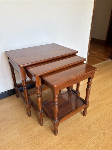 Table gigogne merisier - en,