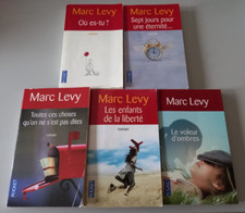 Lot de cinq livres Marc LEVY format pocket (N°3869S)