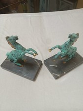 SERRE LIVRES CHEVAUX EN REGUL