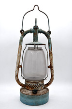 Ancienne lampe tempête à pétrole marquée MARINE collection armée militaria mer