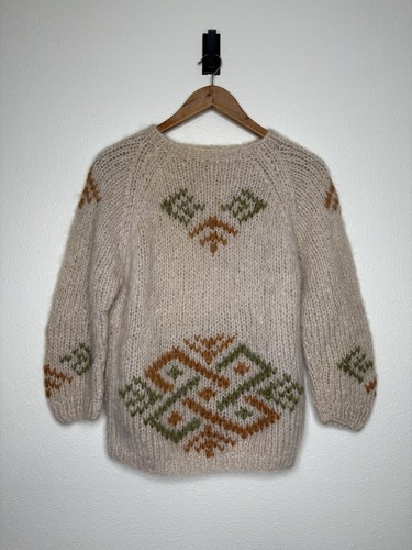 Vintage made italy fuzzy - italy,