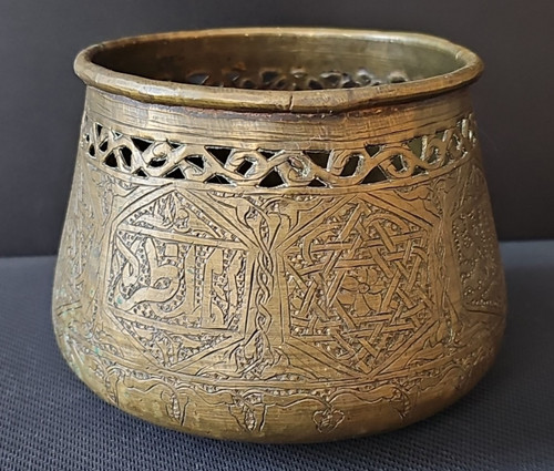Xixe pot art ottoman - pot,